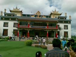 Golden Temple, Bylakuppe, Tibetan monks