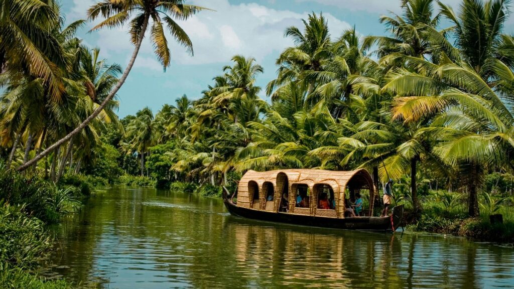 Kerala houseboat, Guide to Planning India Tour
